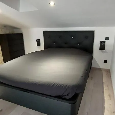 Holiday home Rive Charente La *